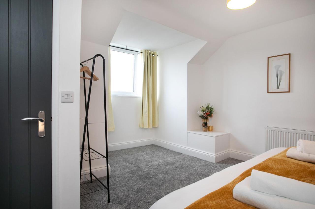Cudworth House, Barnsley For Contractors & Families, Free Parking, High Speed Wifi Etc Villa Bagian luar foto